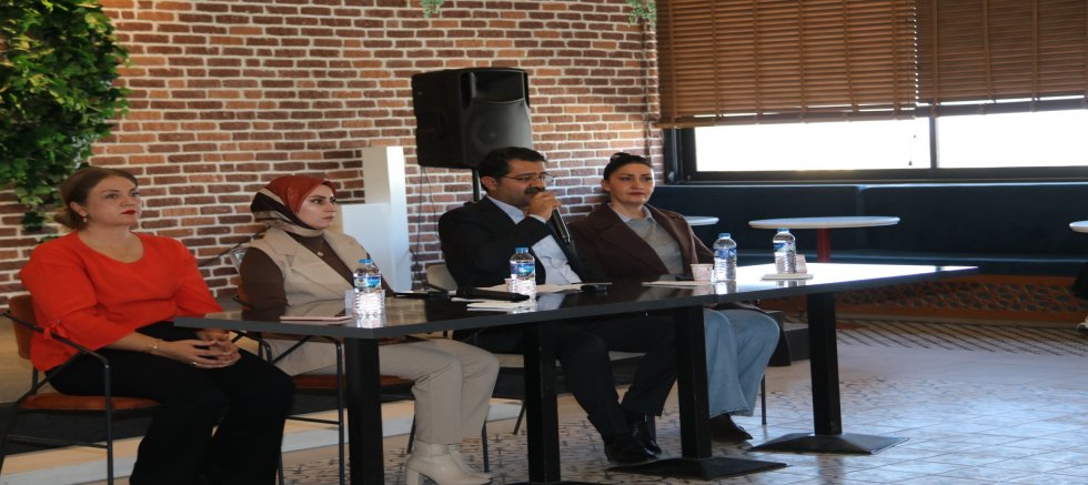 EDREMİT BELEDİYESİ'NDEN ÖĞRENCİLERE ONLİNE EĞİTİM KARTI!