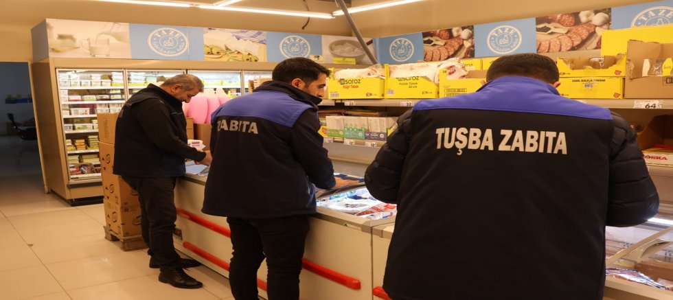 TUŞBA BELEDİYESİ'NDEN MARKET VE BAKALLARDA GIDA GÜVENLİĞİ DENETİMİ!