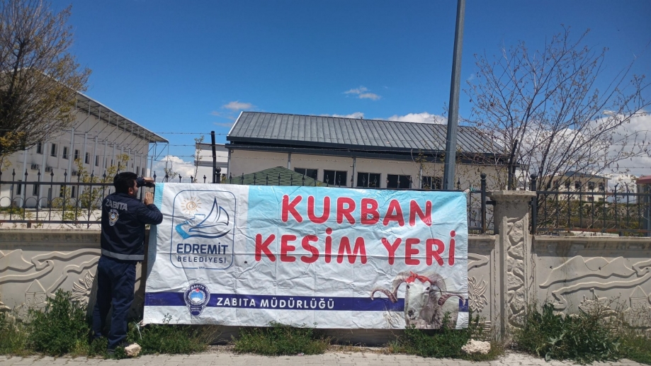 VAN EDREMİT BELEDİYESİ KURBAN KESİM ALANLARINI AÇIKLADI!