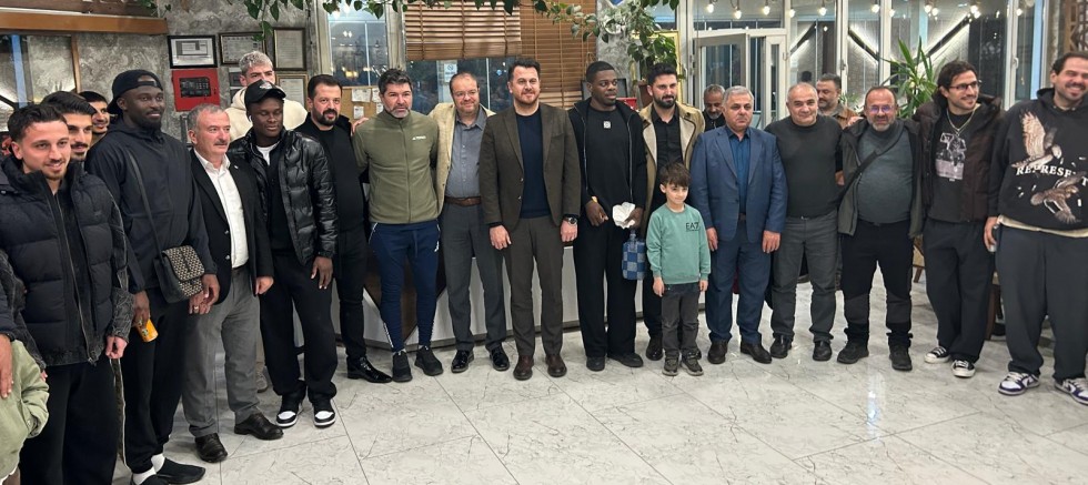 MEMUR-SEN VAN ŞUBESİNDEN VANSPOR'A MORAL DESTEĞİ 