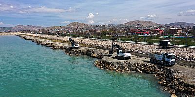 VAN GÖLÜ ESKİ GÜZELLİĞİNE KAVUŞUYOR!