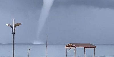 VAN GÖLÜNDE KORKUTAN HORTUM!