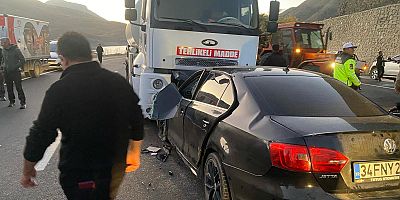 VAN HAKKARİ YOLUNDAKİ KAZADA ÖLENLERİN SAYISI 3'E YÜKSELDİ İSİMLERİ BELLİ OLDU!