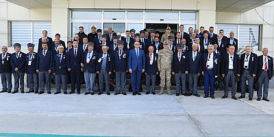 VANLI GAZİLER ÇANAKALEYE UĞURLANDI