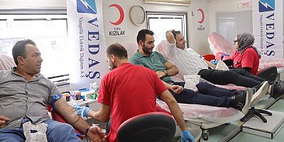 VEDAŞ PERSONELİNDEN KAN BAĞIŞI